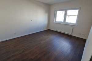 ++ Sehr ansprechende und komplett Grundsanierte 3-Zi.-Whg. mit Balkon u. Garage ++ – Südliche Weinstraße (Kreis) – Vorschaubild 45