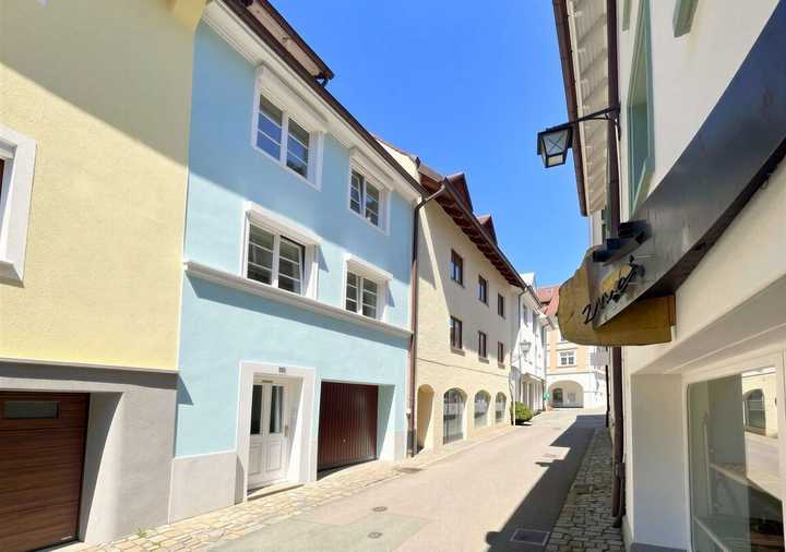 Wohnen in der Überlinger Altstadt – bezugsfreies REH, nur wenige Schritte vom Bodensee entfernt!