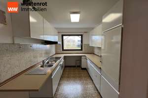 Gepflegtes Zweifamilienhaus mit großzügigem Grundstück, Terrasse, Balkon und Garage in Mutlangen – Spagenstraße 10, 73557 Mutlangen – Vorschaubild 14