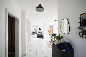 Großzügige DHH - 5-ZKB, Terrasse, Loggia und Garage in ruhiger Lage in Niederlahnstein – Die vollständige Adresse der Immobilie erhältst du vom Anbieter., 56112 Lahnstein – Vorschaubild 4