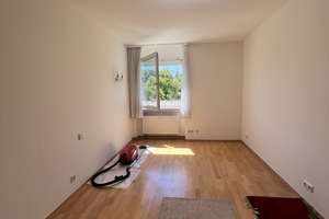 Aus 3 mach 4 Zimmer /Top-Lage von Wiesbaden- Sonnenberg / Großzügige Wohnung 3ZK2B2T und ein Stellpl – Die vollständige Adresse der Immobilie erhältst du vom Anbieter., 65193 Sonnenberg, Wiesbaden – Vorschaubild 22