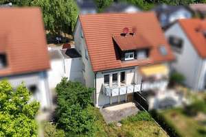 Familienfreundliches Zuhause mit Balkon, Terrasse und Ausbaupotenzial – Die vollständige Adresse der Immobilie erhältst du vom Anbieter., 74080 Böckingen, Heilbronn – Vorschaubild 2