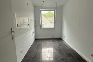 2-Zimmer-Wohnung - Erstbezug nach Sanierung mit EBK in Essen 🏡  – Herwarthstraße 71, 45138 Huttrop, Essen – Vorschaubild 1