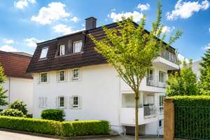 Gemütliche Wohnung mit Kamin und Balkon im Diplomatenviertel – Die vollständige Adresse der Immobilie erhältst du vom Anbieter., 60487 Bockenheim, Frankfurt am Main – Vorschaubild 2