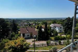 Ihr exklusives neues Zuhause mit Traumblick zum Erstbezug  bei Bühl – Burg-Windeck-Str. 10, 77833 Ottersweier – Vorschaubild 2