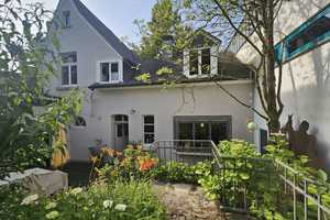 Moderne Architektur trifft auf charmante Baukunst – Häuserensemble – Solingen – Vorschaubild 33