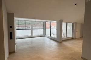 Helle 3 Zimmer Dachwohnung mit Festungsblick – Egloffsteinstraße 2, 97072 Sanderau, Würzburg – Vorschaubild 12