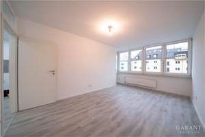  Lichtdurchflutete 3 Zimmer-Wohnung in München-Moosach - Mit Balkon, Loggia & moderner Sanierung – Die vollständige Adresse der Immobilie erhältst du vom Anbieter., 80992 Moosach-Bahnhof, München – Vorschaubild 4