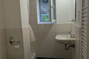 Nette 2,5-Zimmer-Wohnung in Stuttgart-Kaltental - unmöbliert oder möbliert  – Burgstraße 51, 70569 Kaltental, Stuttgart – Vorschaubild 4