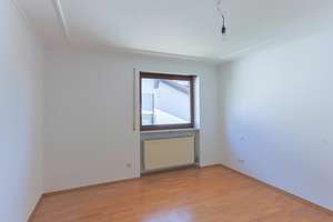 Großzügige, helle Wohnung im Grünen! – Die vollständige Adresse der Immobilie erhältst du vom Anbieter., 85049 West, Ingolstadt – Vorschaubild 7