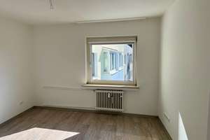 Zentrale 3,5 Zimmerwohnung mit Wintergarten Bochum-Wattenscheid am August-Bebel-Platz – Die vollständige Adresse der Immobilie erhältst du vom Anbieter., 44866 Wattenscheid-Mitte, Bochum – Vorschaubild 5