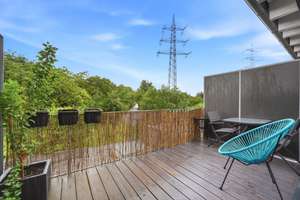 Luxuriöse Loft-Maisonette mit eigenem Eingang, Stellplatz, Sonnenbalkon & Stadthausgefühl – 51145 Eil, Köln – Vorschaubild 18