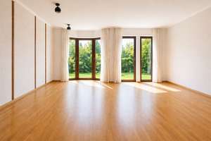 Zuhause im Glück -  sonniges Familienhaus mit 6 Zimmern & Garten – Die vollständige Adresse der Immobilie erhältst du vom Anbieter., 46049 Lirich-Süd, Oberhausen – Vorschaubild 3