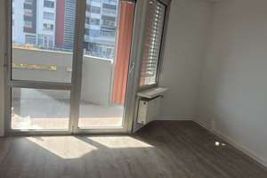 Einziehen und wohlfühlen – liebevoll sanierte 3-Zimmer-Wohnung mit Balkon – 65203 Biebrich, Wiesbaden – Vorschaubild 2