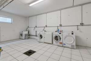 Dachgeschosswohnung in zentrumsnaher Lage des Ingolstädter Südosten inkl. TG-Stellplatz und EBK! – Die vollständige Adresse der Immobilie erhältst du vom Anbieter., 85053 Südost, Ingolstadt – Vorschaubild 23