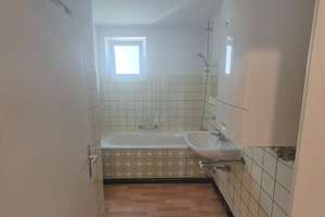 Zentral, ruhig, lichtdurchflutet: 3,5-Zimmer-Wohnung in Heilbronn, Garage, Keller, Nähe Pfühlpark – Schubartstraße 25, 74076 Heilbronn, Heilbronn – Vorschaubild 23