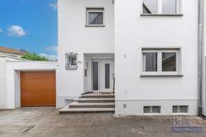 Kernsaniertes Haus mit Einliegerwohnung und großem mediterranen Garten  in Innenstadtnähe. – Die vollständige Adresse der Immobilie erhältst du vom Anbieter., 61118 Bad Vilbel – Vorschaubild 3