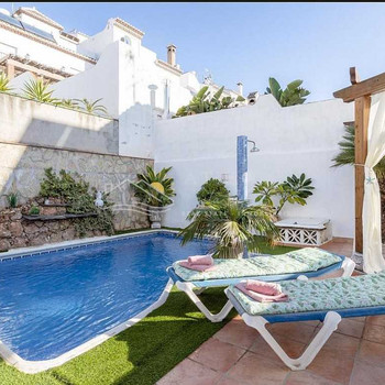 HAUS IN NERJA MIT PRIVATEM POOL.