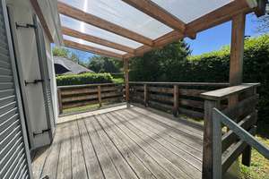 2-Zimmer Wohnung mit überdachter Terrasse in sehr ruhiger Parklage