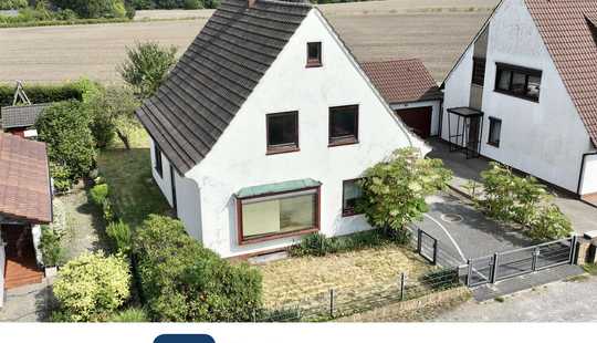 Bild von Freistehendes Einfamilienhaus mit beheiztem Wintergarten und Garage