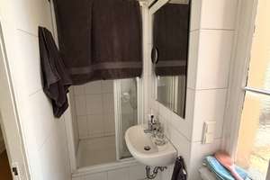 * * * mittendrin statt nur dabei * * * charmanter Altbau * * * – 60329 Bahnhofsviertel, Frankfurt am Main – Vorschaubild 12