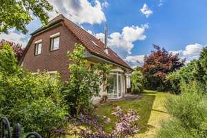 Einfamilienhaus in ruhiger und idyllischer Lage von Bremen-Seehausen mit tollem Garten