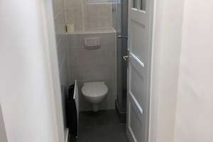 Praktische 1-Zimmer-Wohnung mit Einbauküche in München – Taunusstraße 13, 80809 Milbertshofen, München – Vorschaubild 3