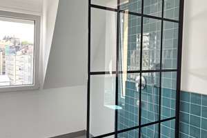Hoch Hinaus: Stilvolle 4-Zimmer-Maisonettewohnung mit traumhaftem Ausblick über Stuttgart West – Rotebühlstraße 117A, 70178 Rotebühl, Stuttgart – Vorschaubild 4