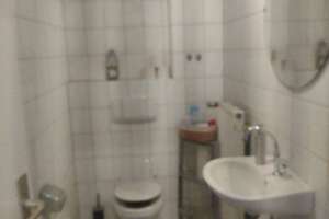 Im 3 Fam.Haus schöne 4ZKB,kleine Balkon MZ- Kostheim – 55246 Mainz-Kostheim, Wiesbaden – Vorschaubild 9