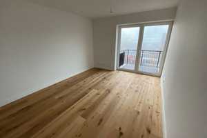 Lichtdurchflutete 4-Zi-Whg im 3. OG, hochw.EBK, 2 Bäder, 3 Balkone, Lift, Videosprechanl., TG, EK: A – Pinneberger Chaussee 12, 22523 Hamburg – Vorschaubild 16