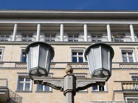 Sofort Bezugsfreie 2 Zimmer Wohnung In Der Karl Marx Allee