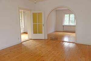 Frohnau! Ansprechendes Dreifamilienhaus mit 2 bezugsfreien Wohnungen im EG u. OG – Die vollständige Adresse der Immobilie erhältst du vom Anbieter., 13465 Frohnau, Berlin – Vorschaubild 14