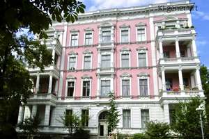 LIEBLINGSLAGE IN STEGLITZ - DACHGESCHOSSWOHNUNG MIT TERRASSE - ZUR ZEIT VERMIETET – Wrangelstr. 10 hd, 12165 Steglitz, Berlin – Vorschaubild 2