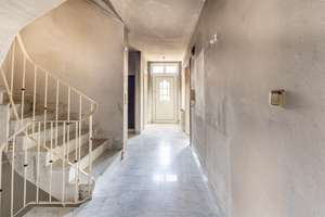 - Voll unterkellertes Einfamilienhaus mit Doppelgarage in Innenstadtlage - – Die vollständige Adresse der Immobilie erhältst du vom Anbieter., 94315 Kernstadt, Straubing – Vorschaubild 7