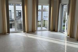 Exklusives Apartment mit Balkon in privater Wohnanlage in direkter Rheinnähe – Turmstraße 40c, 53175 Plittersdorf, Bonn – Vorschaubild 3