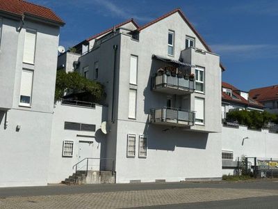 Schöne 3-Zimmer-Eigentumswohnung mit Balkon und Tiefgaragen-Stellplatz in Eppelheim