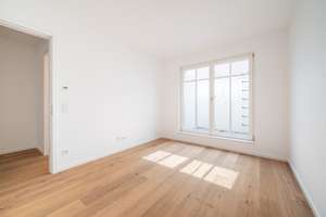 ELEGANTE GARTENWOHNUNG IN DER MENTERSCHWAIGE MIT HAUS IM HAUS CHARAKTER - BEZUGSFERTIGER NEUBAU – 81545 Harlaching, München – Vorschaubild 18