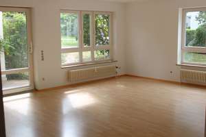 Helle 4 Zimmer Erdgeschosswohnung