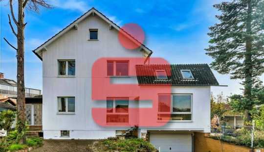 Bild von Renoviertes Einfamilienhaus in gefragter Lage mit großzügigem Garten