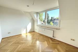 Dyk-Lage: Helle 4-Zimmer-Wohnung mit Galerie und großem Balkon zum Garten – Die vollständige Adresse der Immobilie erhältst du vom Anbieter., 47803 Inrath/Kliedbruch, Krefeld – Vorschaubild 10