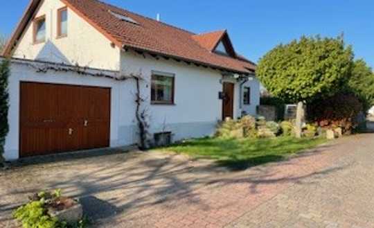 Geräumiges, gepflegtes 6-Raum-Einfamilienhaus mit geh. Innenausstattung in Neustadt-Mußbach Mußbach
