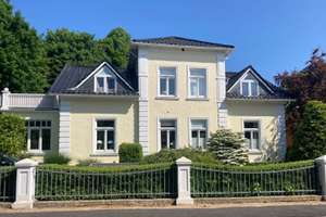 Einzigartiges Wohnensemble am See: Jugendstilvilla, 3‑Zimmer‑Einliegerwohnung & Wintergarten-Oase – Die vollständige Adresse der Immobilie erhältst du vom Anbieter., 25348 Glückstadt – Vorschaubild 1