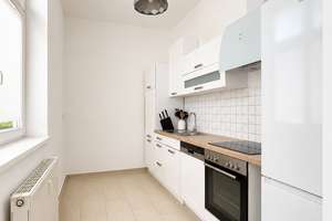 Bezugsfreie 1-Zimmer Wohnung mit Balkon, Küche und Mobiliar – Herweghstraße 15, 12487 Johannisthal, Berlin – Vorschaubild 4