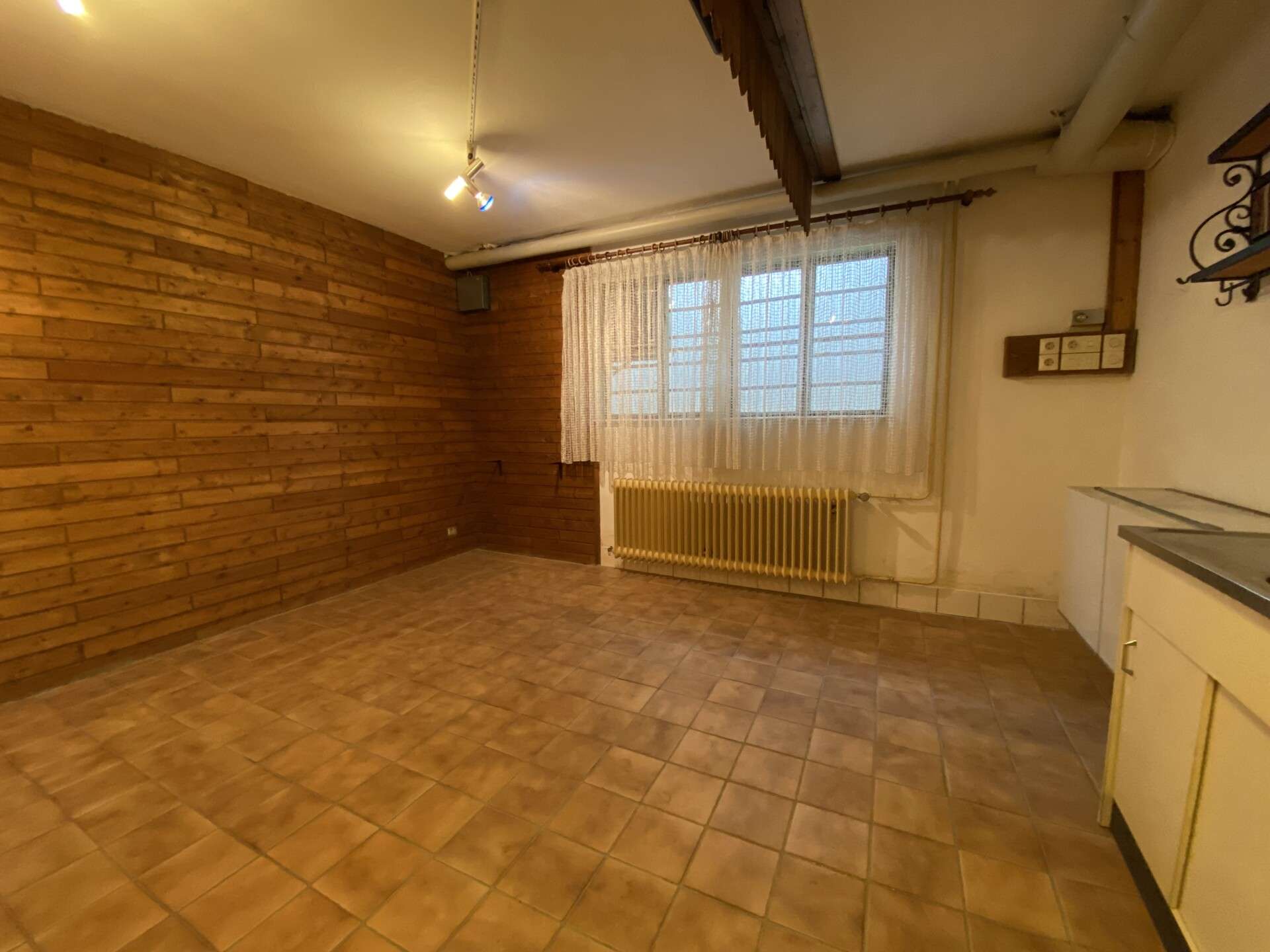 Immobilie in Andernach - Gepflegtes Einfamilienhaus mit ausreichend Wohnfläche, Wintergarten und Doppelgarage - Bild 10