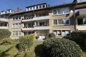 Charmante 2- Zimmer  Wohnung in zentraler Lage von Kassel – Die vollständige Adresse der Immobilie erhältst du vom Anbieter., 34117 Mitte, Kassel – Vorschaubild 1
