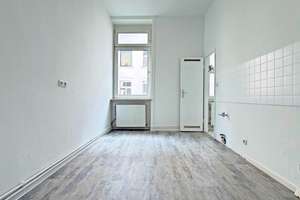 Sofort frei: Renovierte 2-ZKB Altbauwohnung im beliebten Rheingauviertel (Provisionsfrei) – Die vollständige Adresse der Immobilie erhältst du vom Anbieter., 65197 Rheingauviertel / Hollerborn, Wiesbaden – Vorschaubild 4