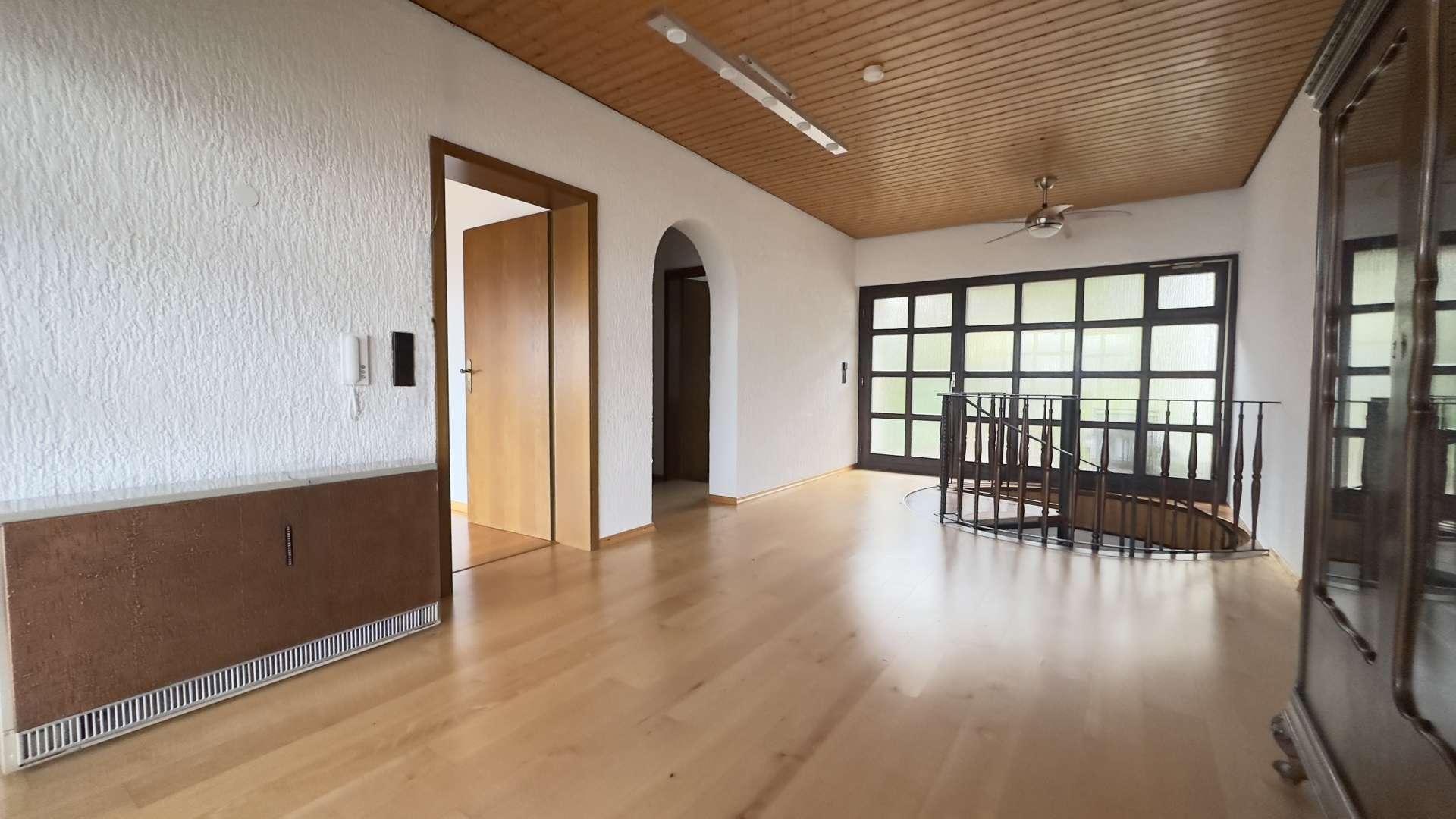 Immobilie in Winnweiler - Familienfreundliches Ein- Zweifamilienhaus auf weitläufigem Grundstück - Bild 5