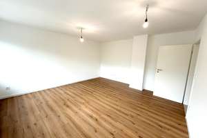 Erstbezug nach Kernsanierung – hochwertige 2-Zimmer-Wohnung mit neuer Einbauküche in Mainz Neustadt – Bonifaziusplatz 7, 55131 Neustadt, Mainz – Vorschaubild 2