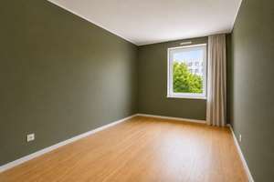 Luxuriöse Eigentumswohnung mit Designküche, Balkon und Stellplatz in Köln-Rodenkirchen – Die vollständige Adresse der Immobilie erhältst du vom Anbieter., 50996 Rodenkirchen (Ortsteil), Köln – Vorschaubild 10