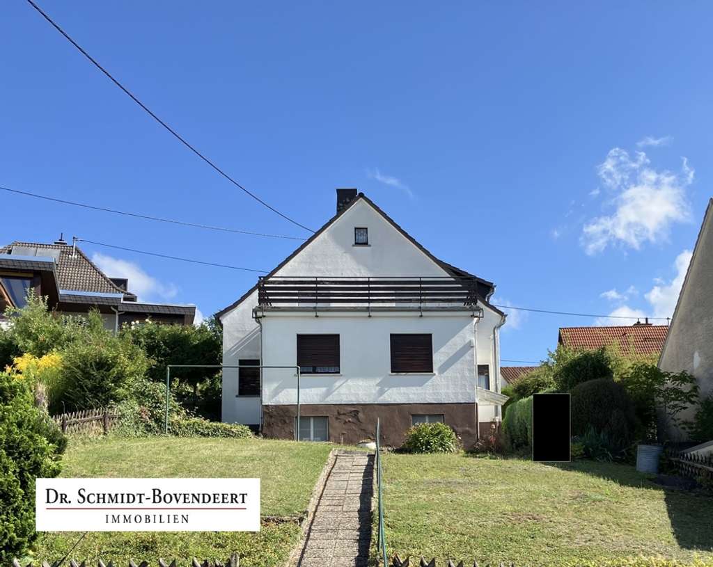 Neuwied-Feldkirchen: Einfamilienhaus mit spektakulärem Fernblick über das Rheintal!